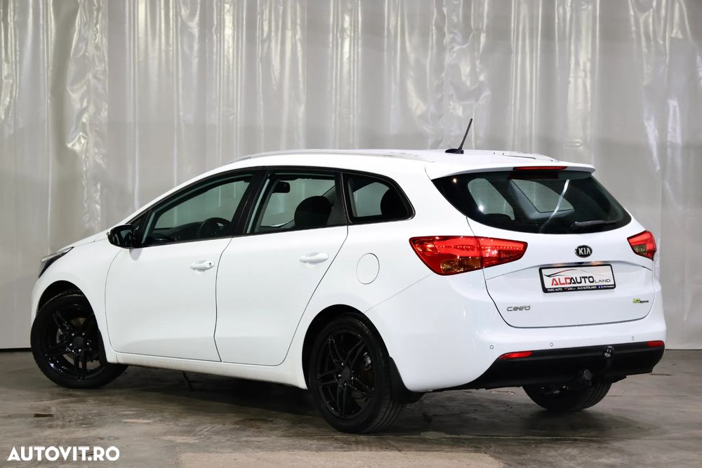 Kia Ceed 1.6 GDI Dream-Team Edition - 5