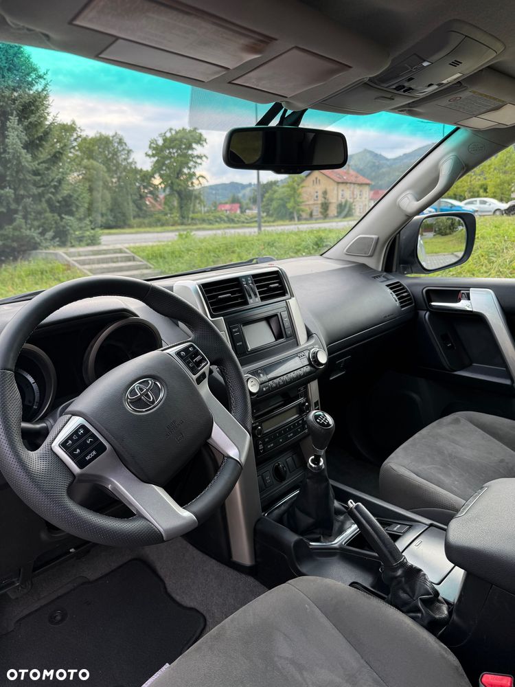 Toyota Land Cruiser - 6