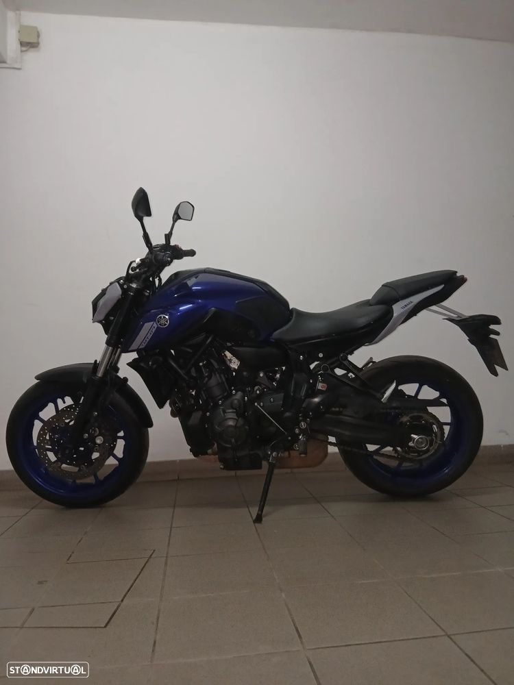 Yamaha MT-07 - 15