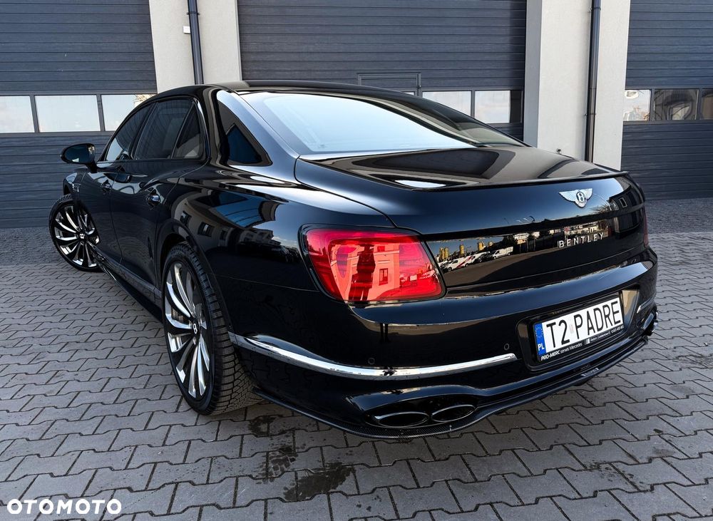 Bentley Flying Spur W12 - 4