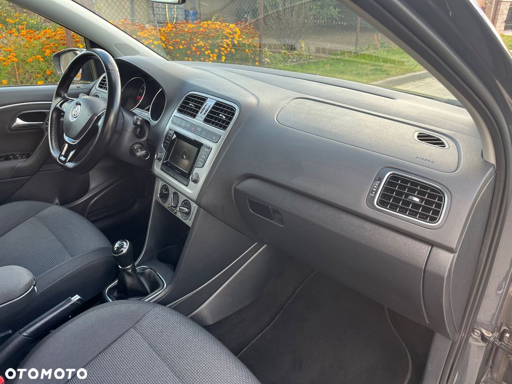 Volkswagen Polo 1.2 TSI (Blue Motion Technology) Comfortline - 27