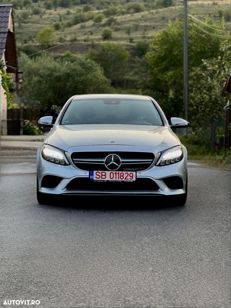 Mercedes-Benz C 220 d 4Matic 9G-TRONIC Avantgarde - 3