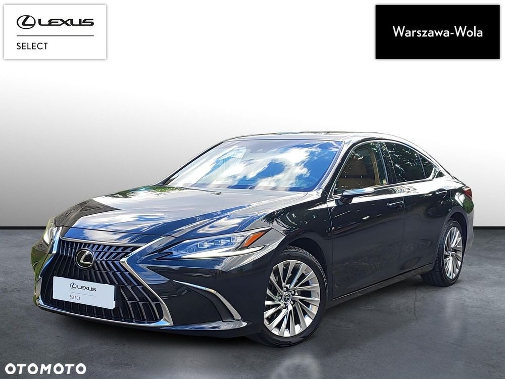Lexus ES 300h Omotenashi - 1