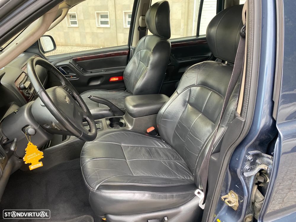 Jeep Grand Cherokee 2.7 CRD Limited - 23