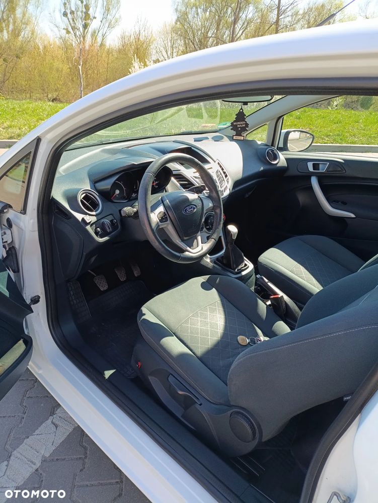 Ford Fiesta - 5