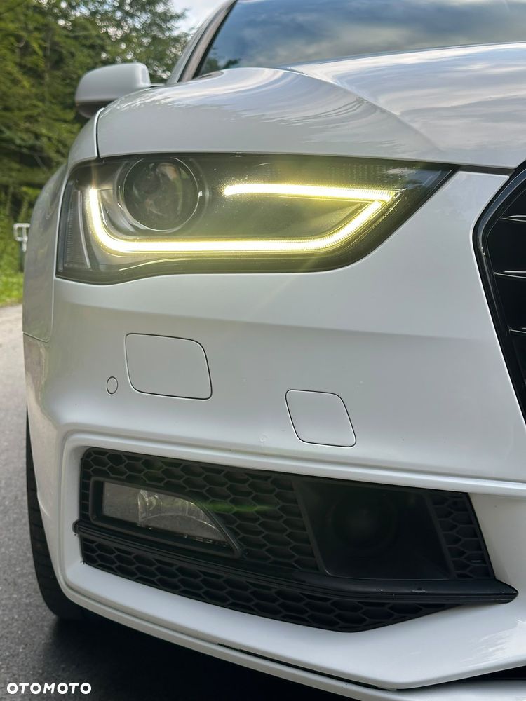 Audi A4 Avant 2.0 TDI DPF clean diesel quattro S line Sportpaket - 19