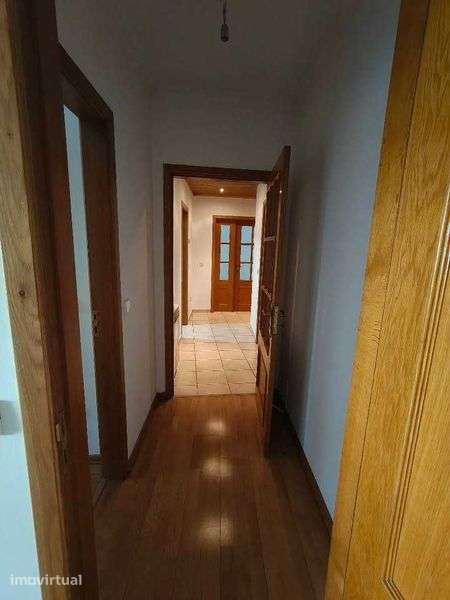 Apartamento T2 Centro de Pombal - Grande imagem: 4/7