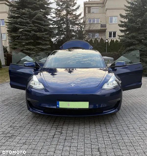 Tesla Model 3 - 2