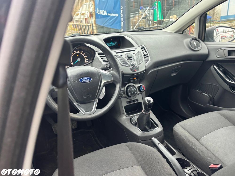 Ford Fiesta 1.25 Ambiente EU5 - 17