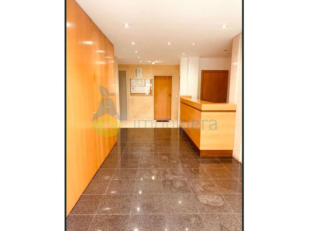 NÃO PERCA ESTA GRANDE OPORTUNIDADE! APARTAMENTO T2 MODERNO DE GRAND... - Grande imagem: 2/25