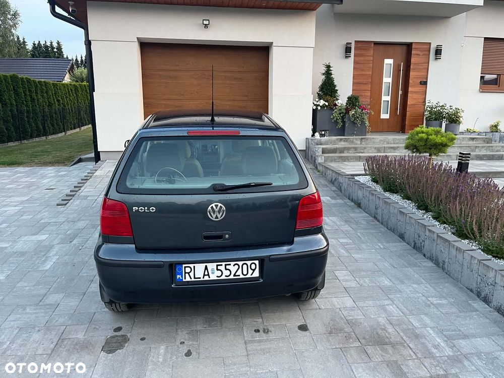Volkswagen Polo 1.4 Basis - 4