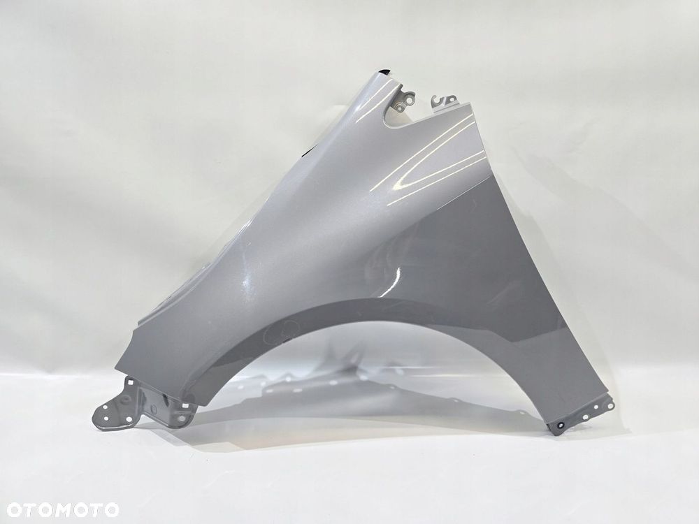 BŁOTNIK PRZÓD LEWY TOYOTA COROLLA E21 19r HB KOMBI - 1