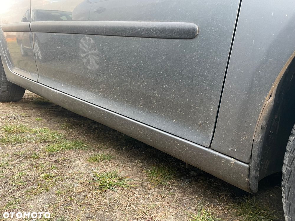 Volkswagen Golf - 15