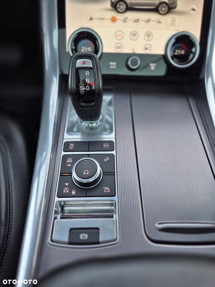 Land Rover Range Rover Sport - 26