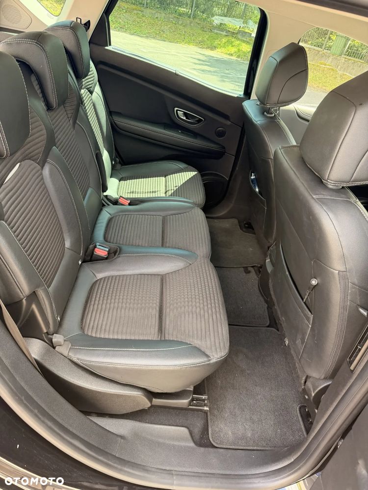 Renault Scenic - 12