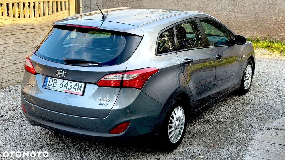 Hyundai i30 blue 1.6 CRDi Style - 37