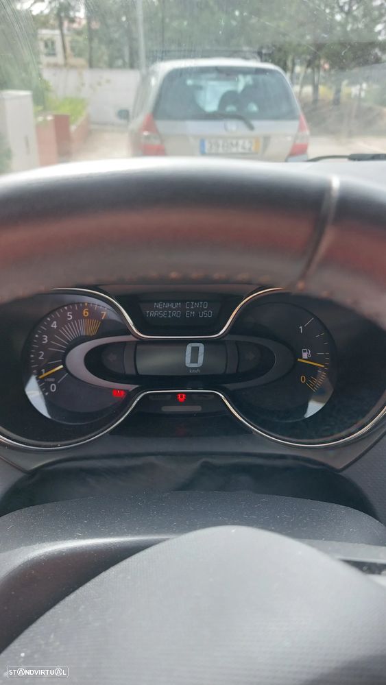 Renault Captur 0.9 TCE - 13
