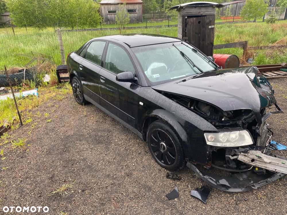 Audi A4 Limousine - 2