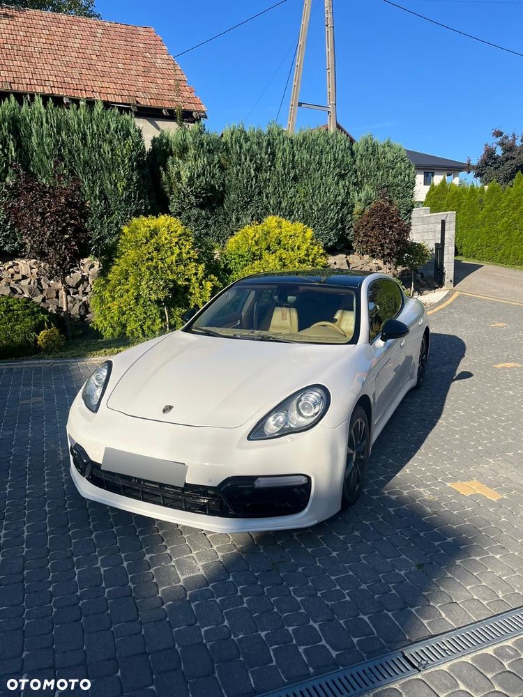Porsche Panamera PDK - 4