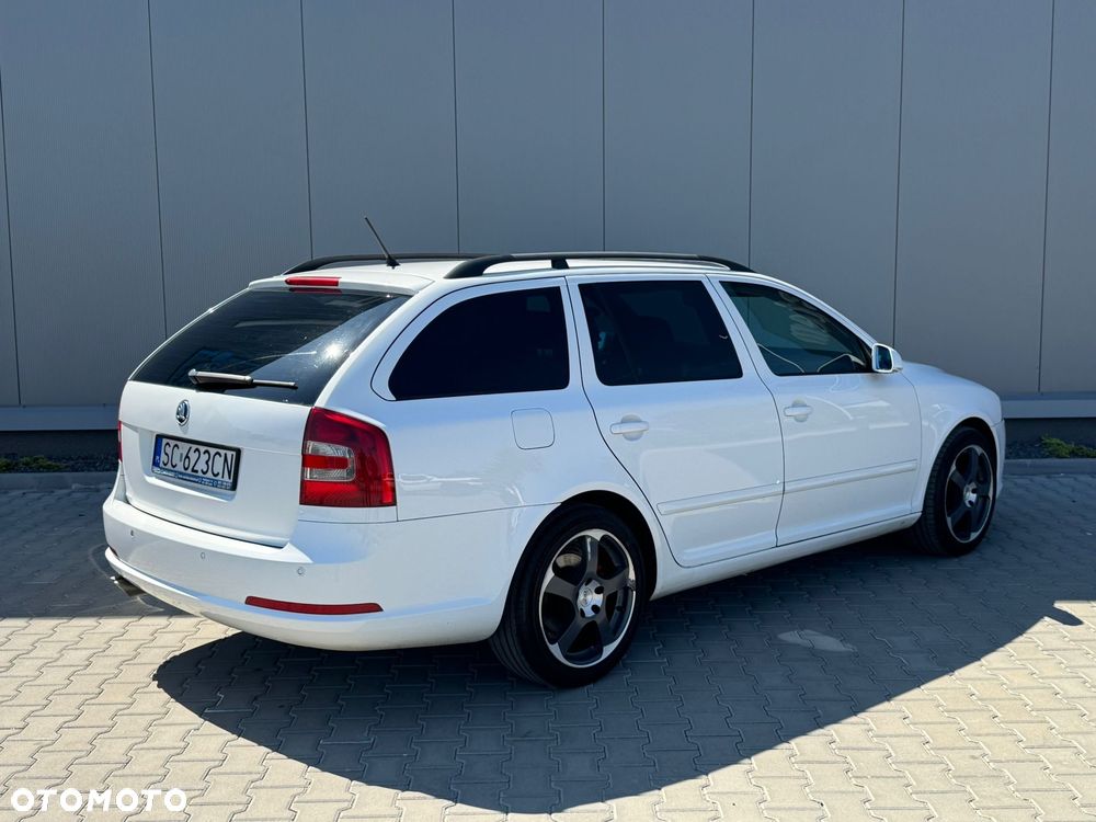 Skoda Octavia 2.0 TDI RS - 6