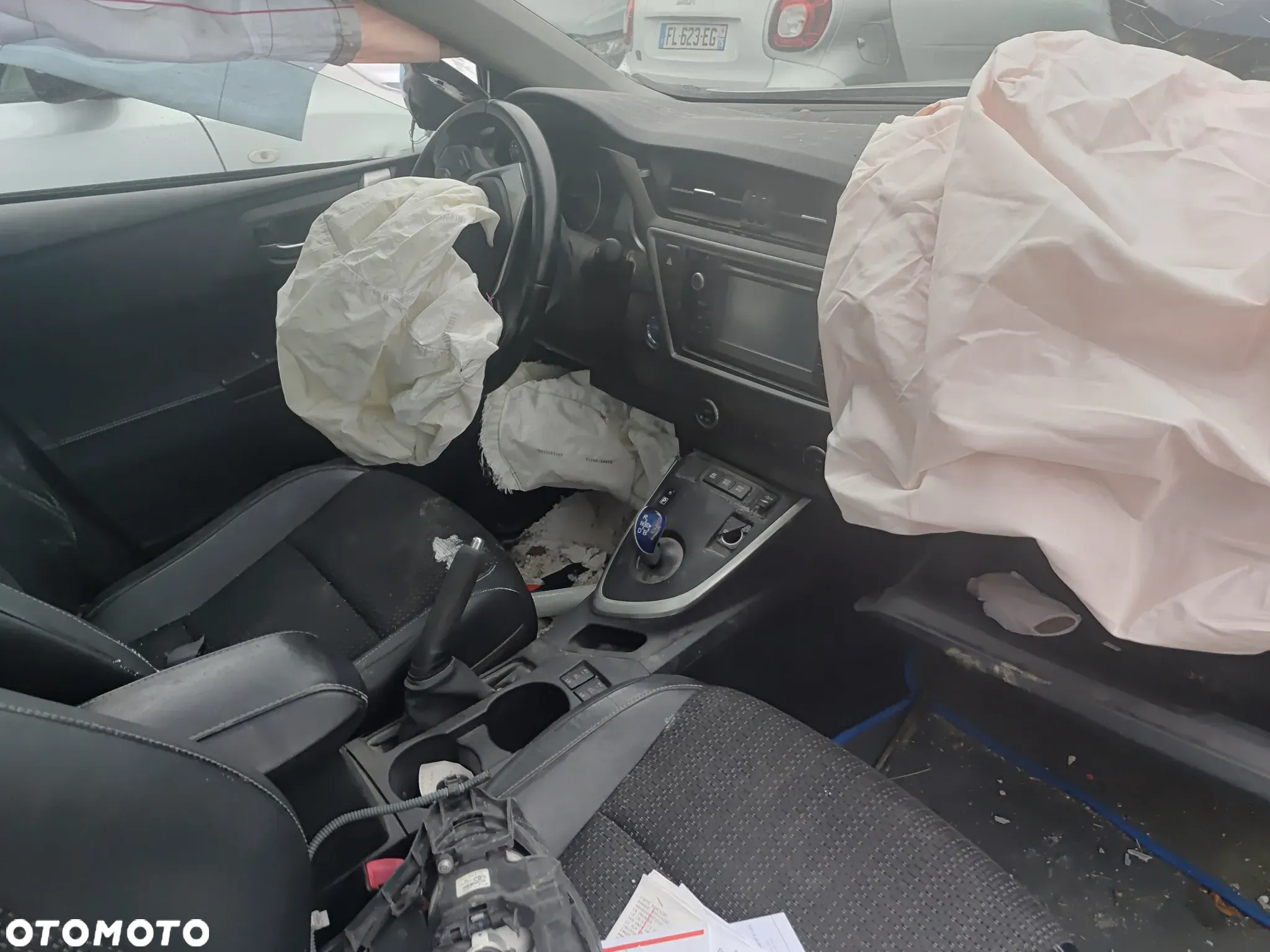 Toyota Auris 1.8 VVT-i Hybrid Automatik Comfort - 18