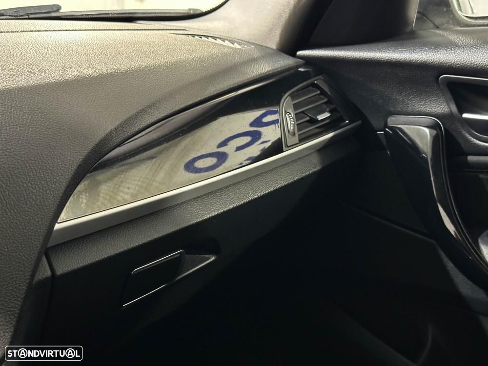 BMW 116 d EDynamics Line Sport - 38
