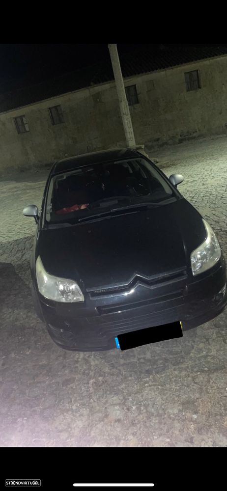 Citroën C4 1.6 HDi 110 Exclusive - 2