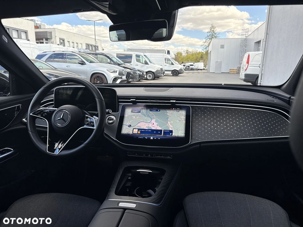 Mercedes-Benz Klasa E 200 d 9G-TRONIC - 20