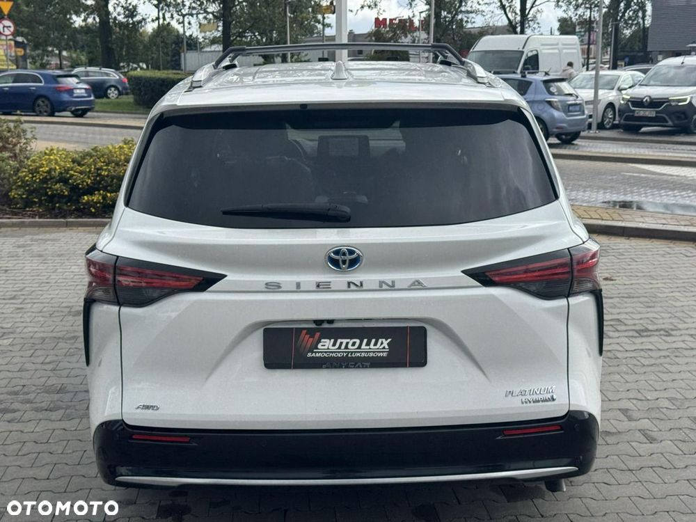 Toyota Sienna - 19