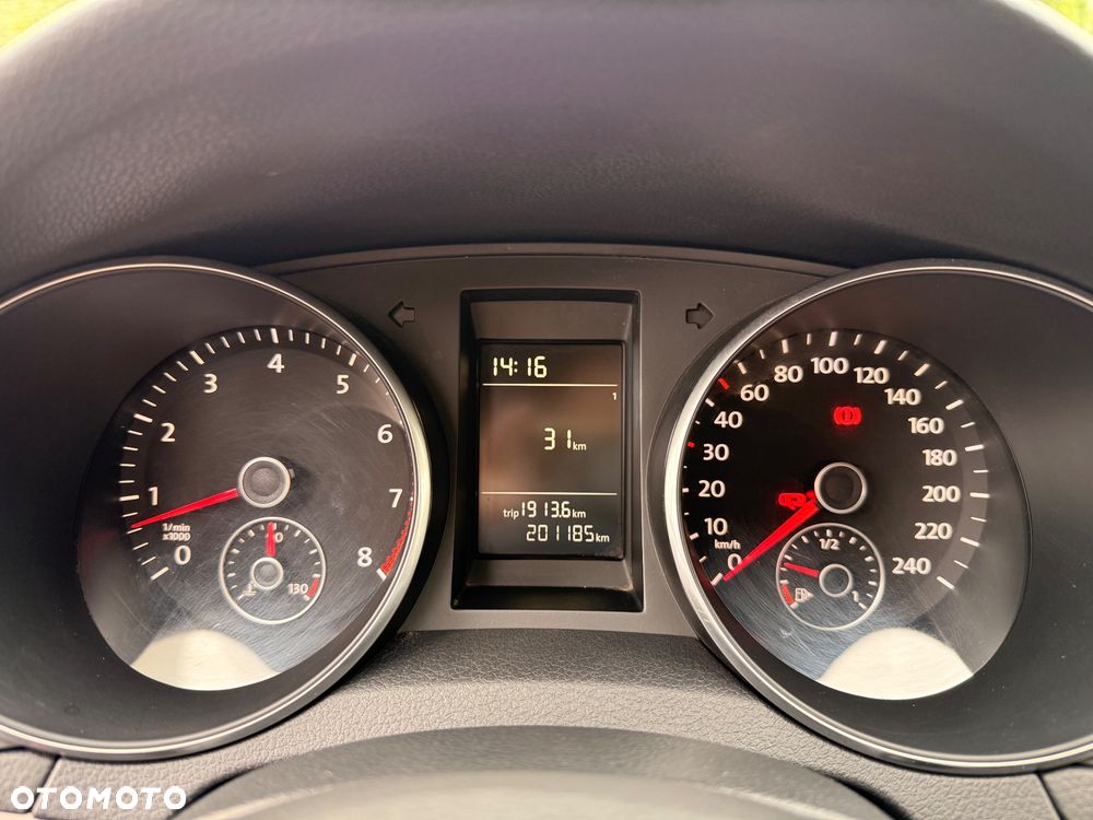 Volkswagen Golf 1.6 Comfortline - 15