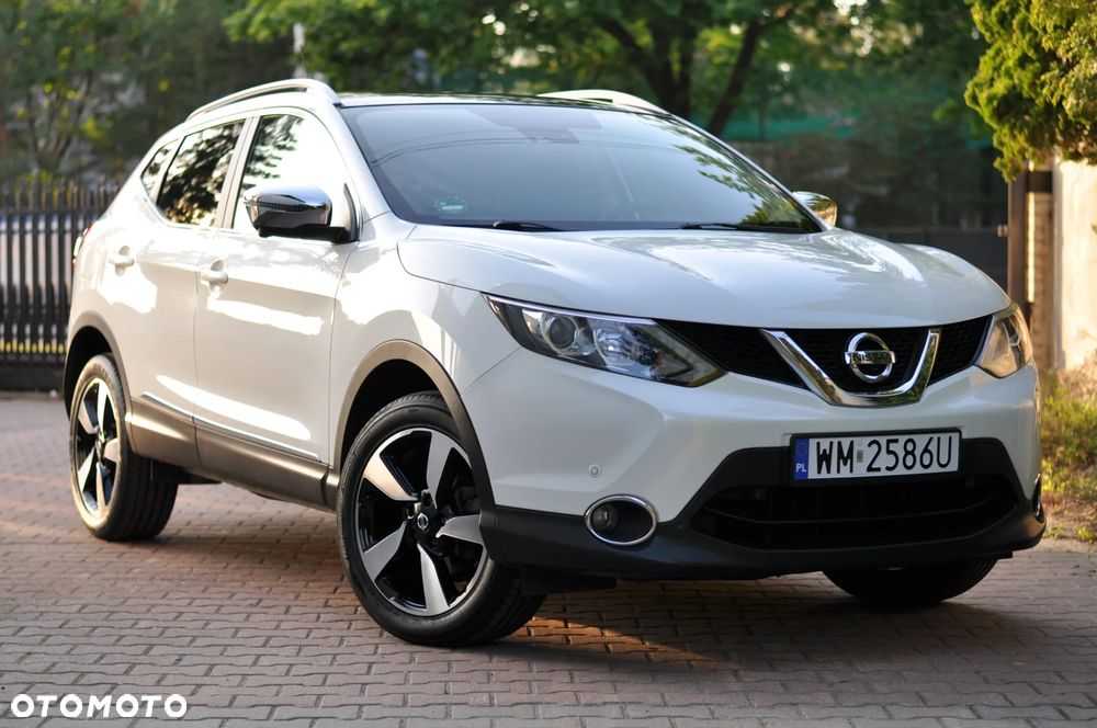 Nissan Qashqai 1.6 DIG-T N-Connecta - 1