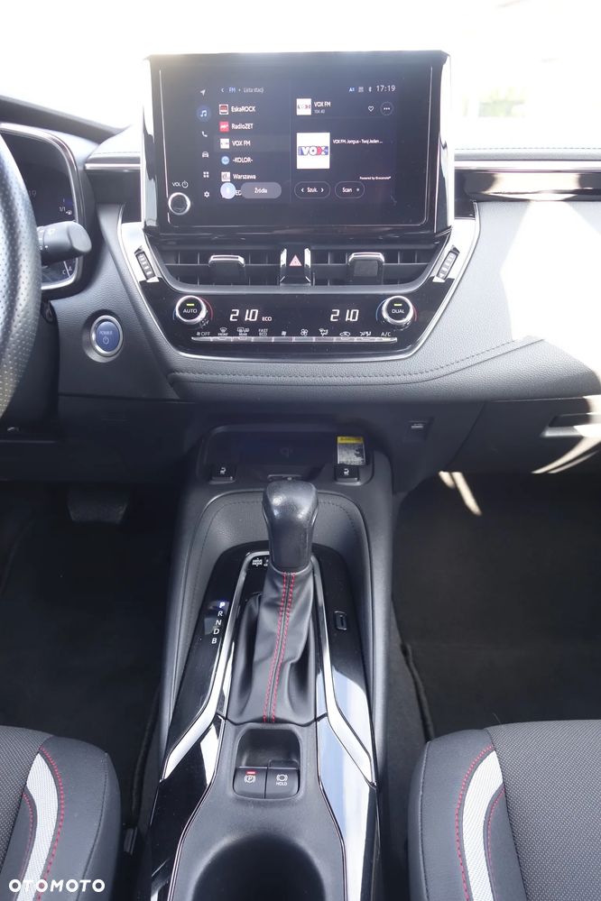 Toyota Corolla 1.8 Hybrid GR Sport - 14