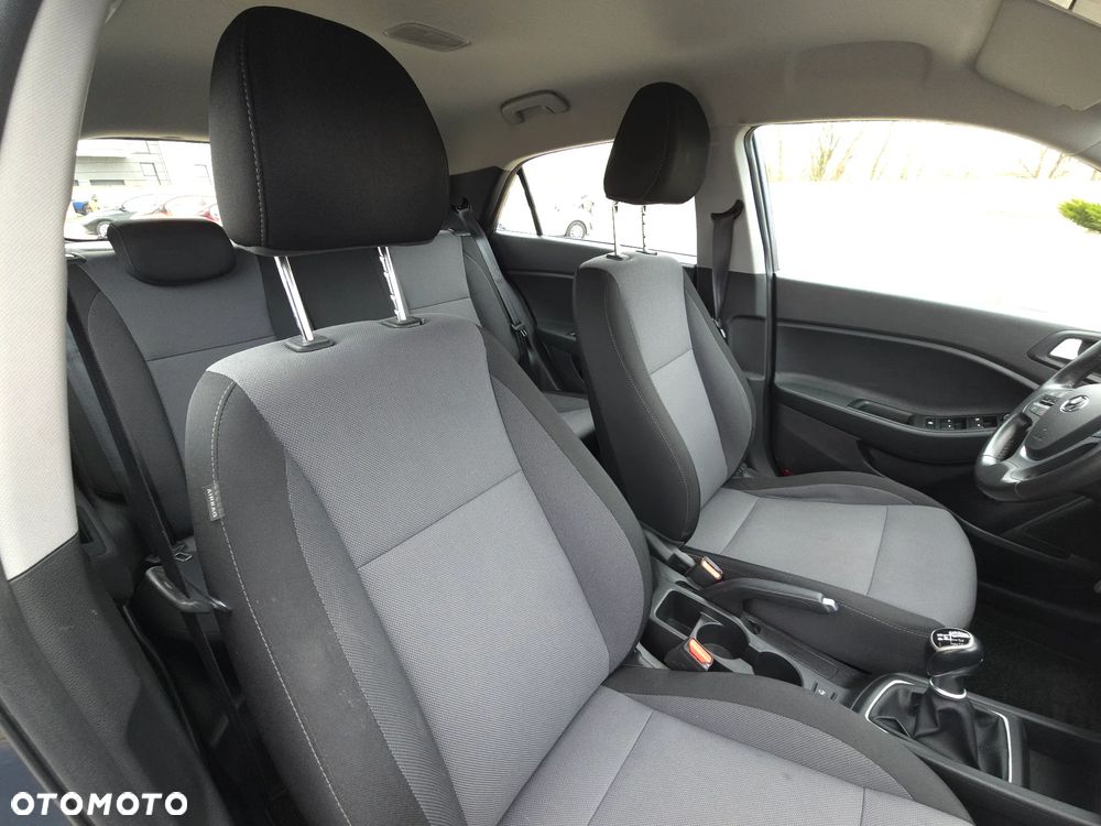 Hyundai i20 blue 1.0 T-GDI Active YES Plus - 17