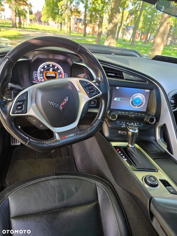 Chevrolet Corvette - 26