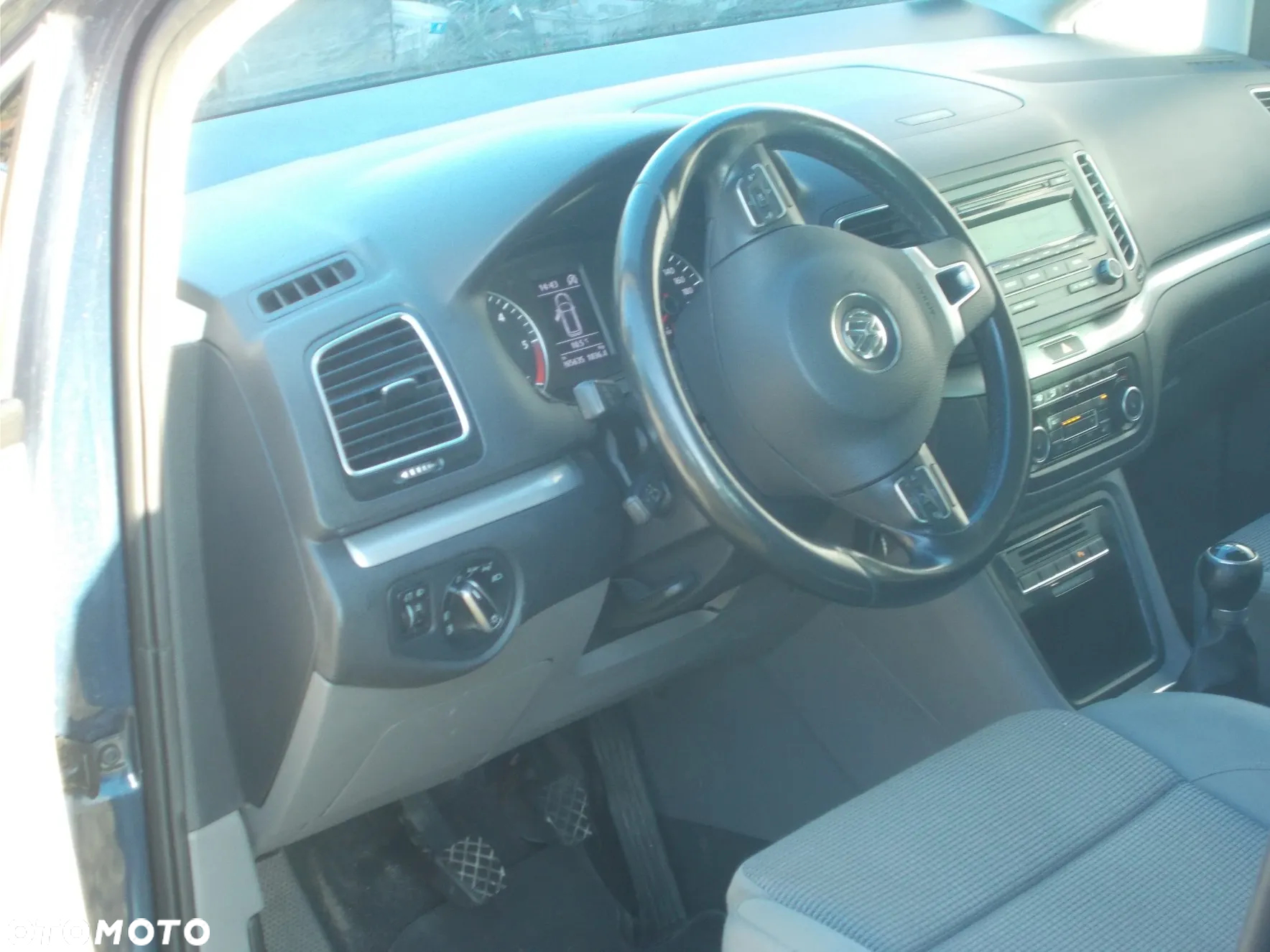 Volkswagen Sharan 2.0 TDI BlueMotion Technology Comfortline - 9