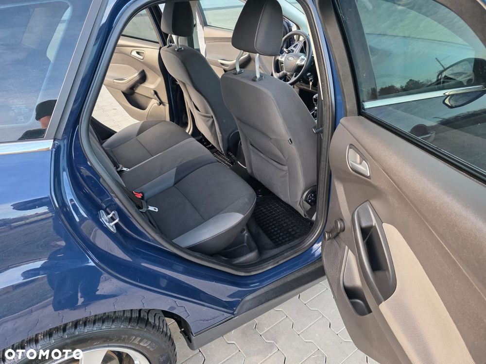 Ford Focus 1.6 TDCi DPF SYNC Edition - 15