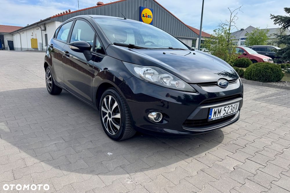 Ford Fiesta - 2