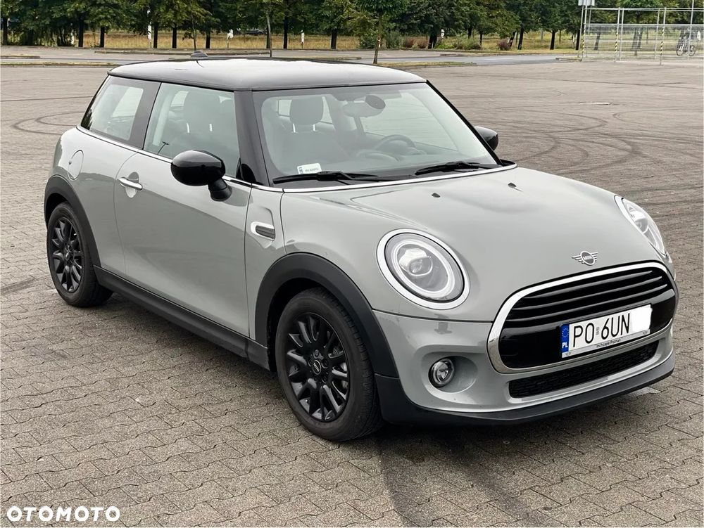 MINI Cooper Standard - 19