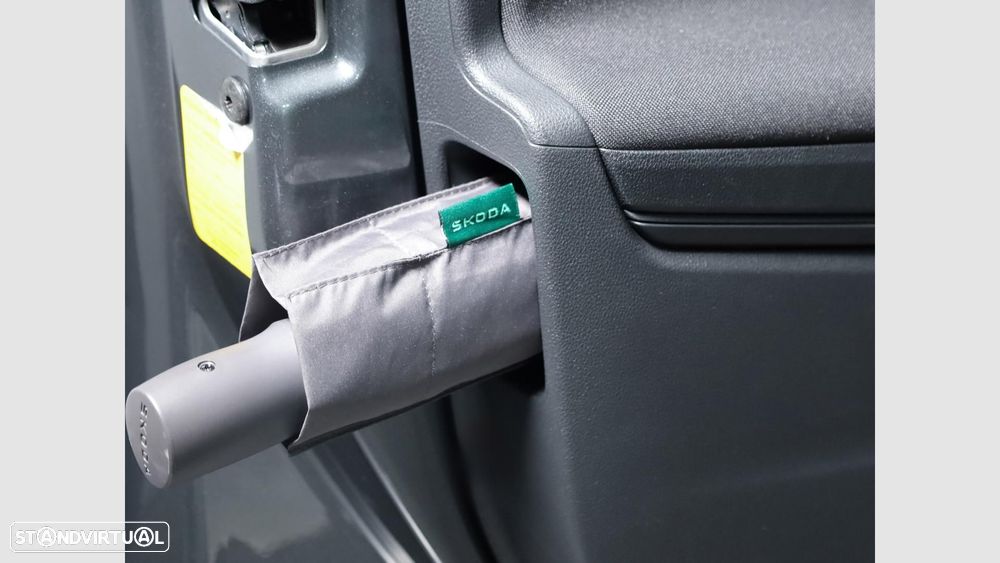 Skoda Fabia 1.0 TSI Selection DSG - 8