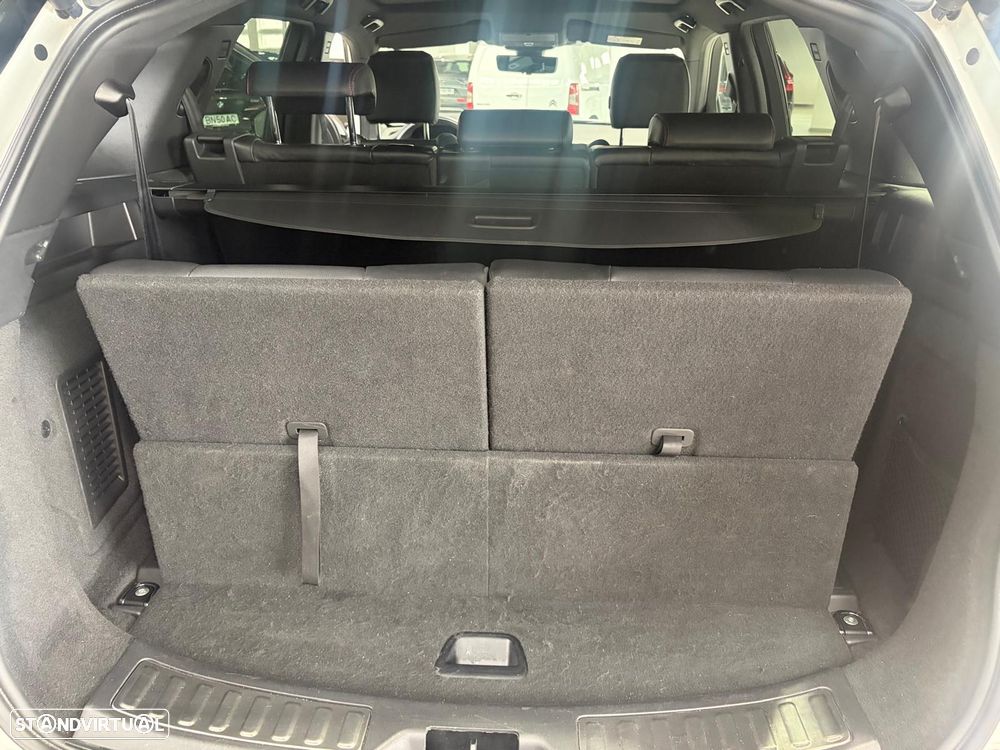 Land Rover Discovery Sport 2.0 eD4 R-Dynamic SE 7L - 12