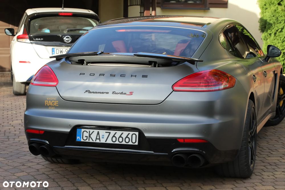 Porsche Panamera Turbo - 22
