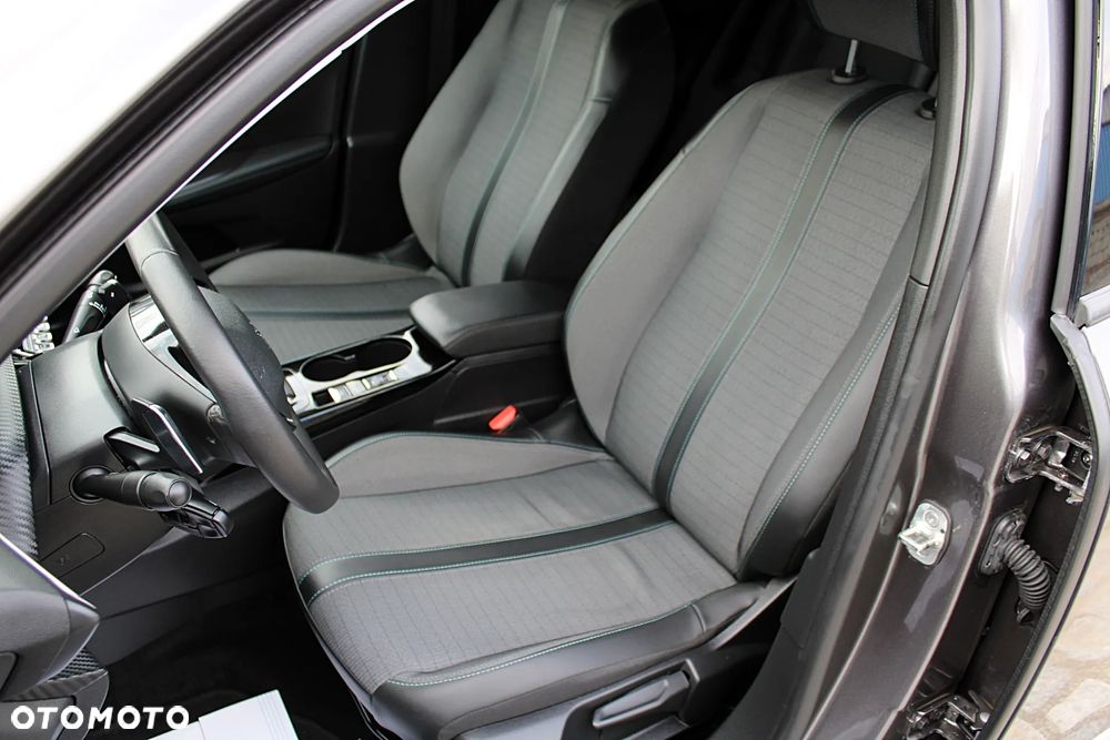 Peugeot 2008 - 24