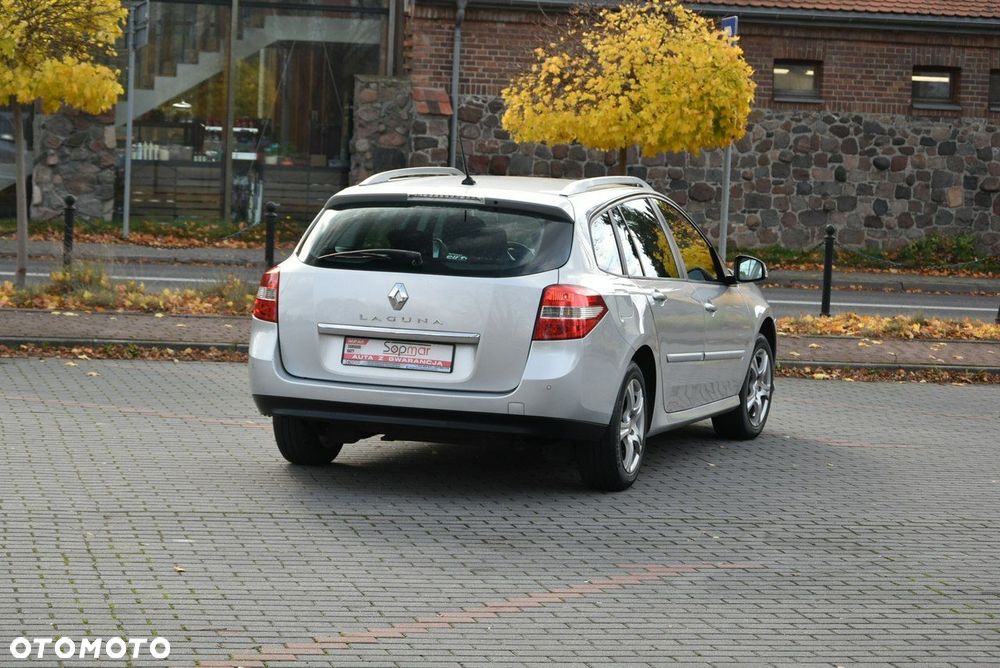 Renault Laguna - 6