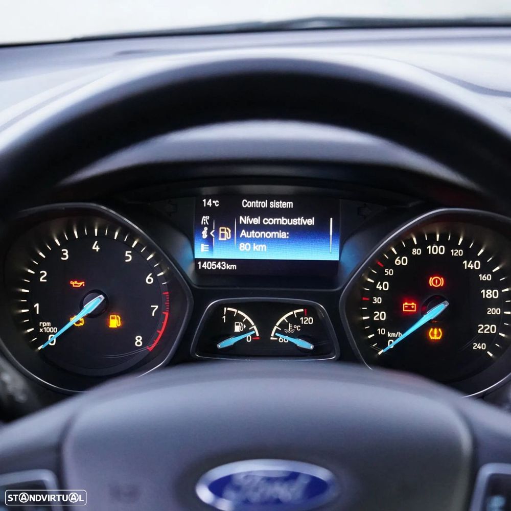 Ford Focus 1.0 EcoBoost Active - 9