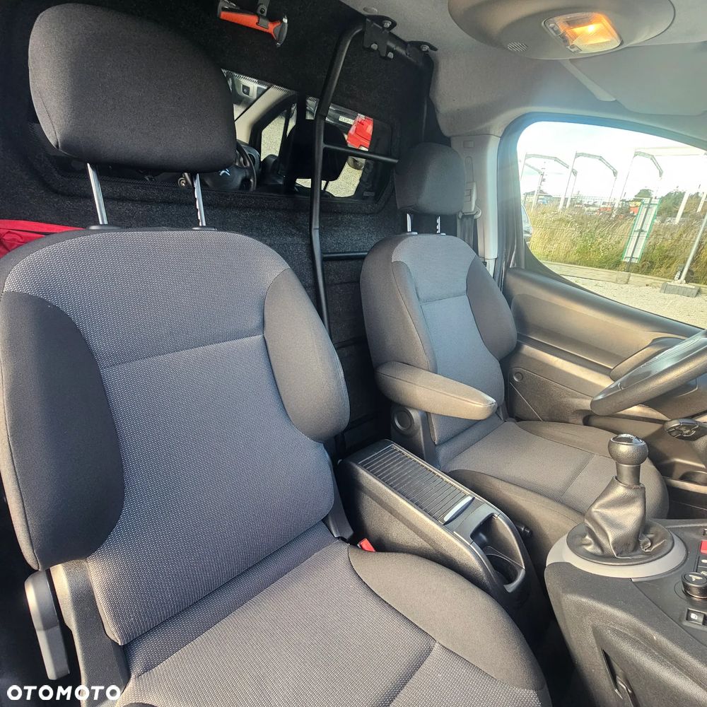 Citroën BERLINGO - 21