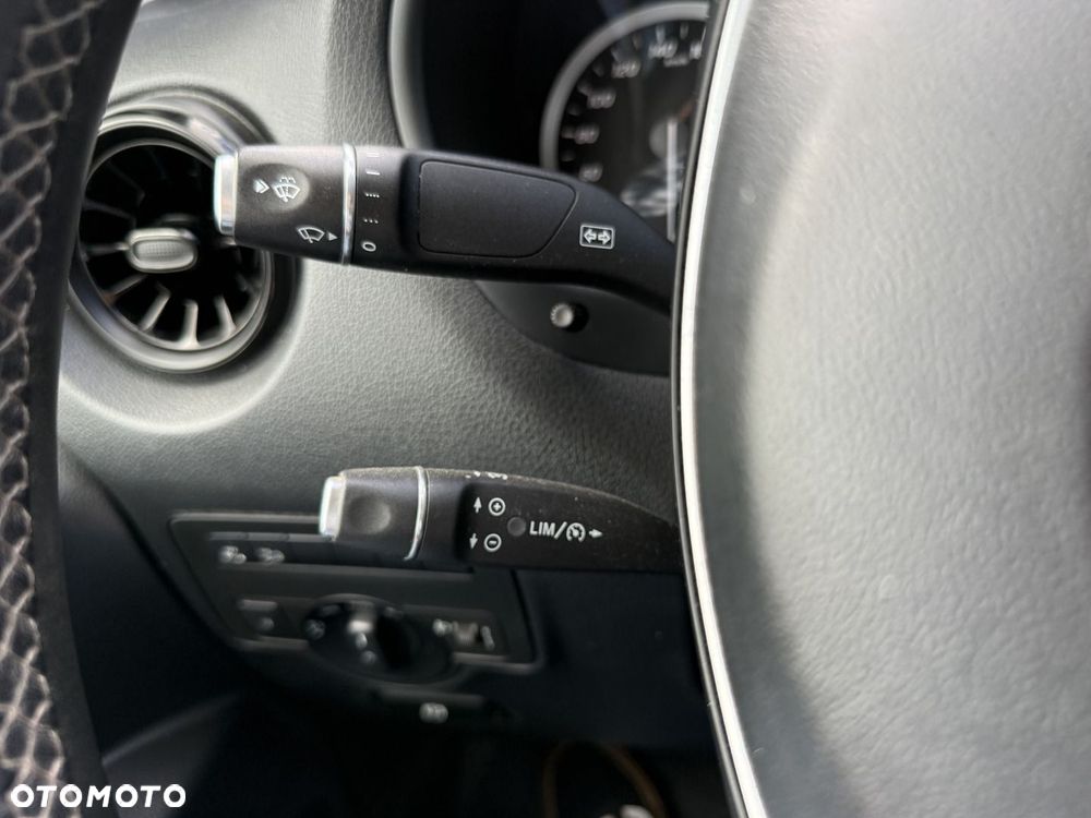 Mercedes-Benz Vito - 14