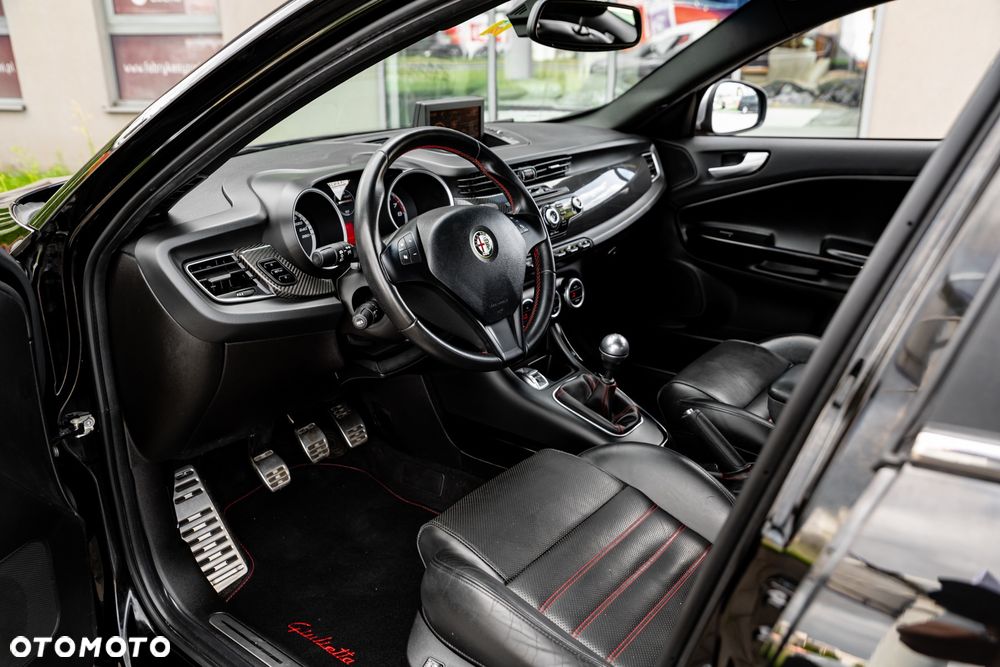Alfa Romeo Giulietta 1750 TBi Quadrifoglio Verde - 17