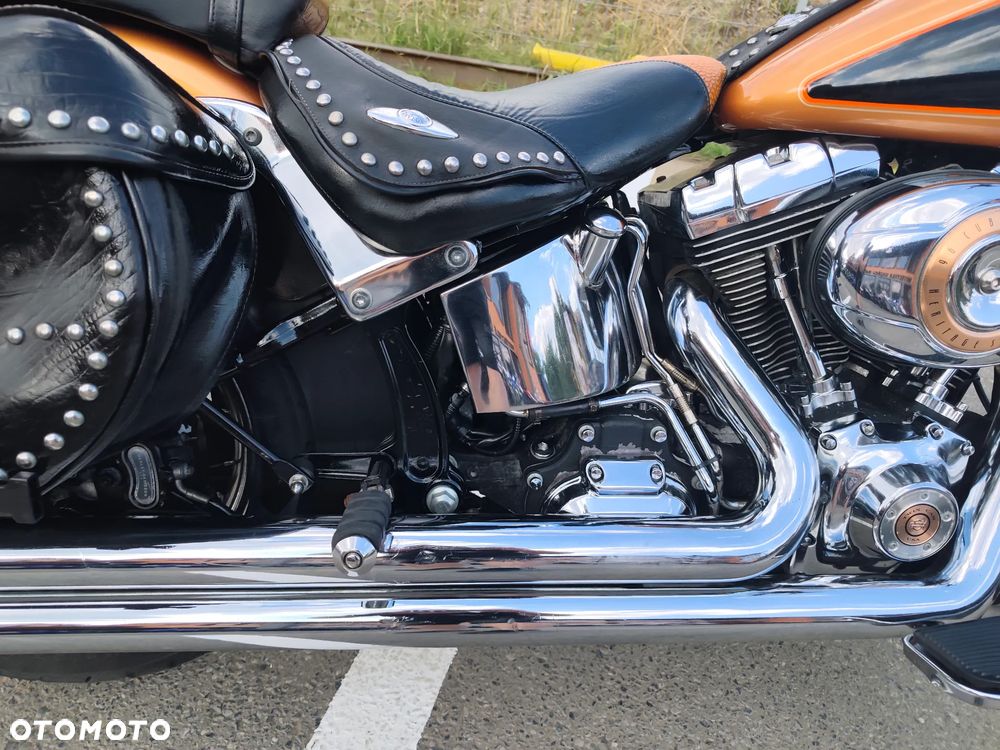 Harley-Davidson Softail Heritage Classic - 24