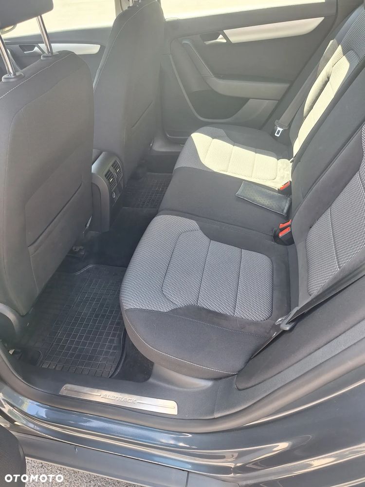Volkswagen Passat 2.0 TDI 4Motion DSG BlueMotion Tech R-Line - 8