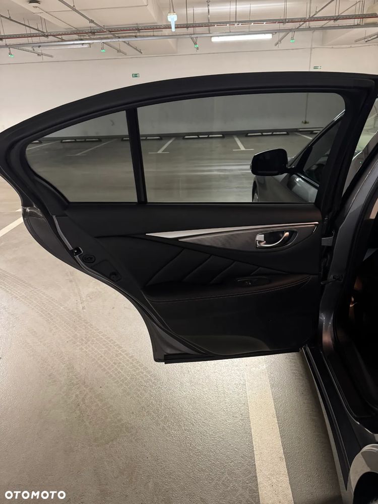 Infiniti Q50 - 12